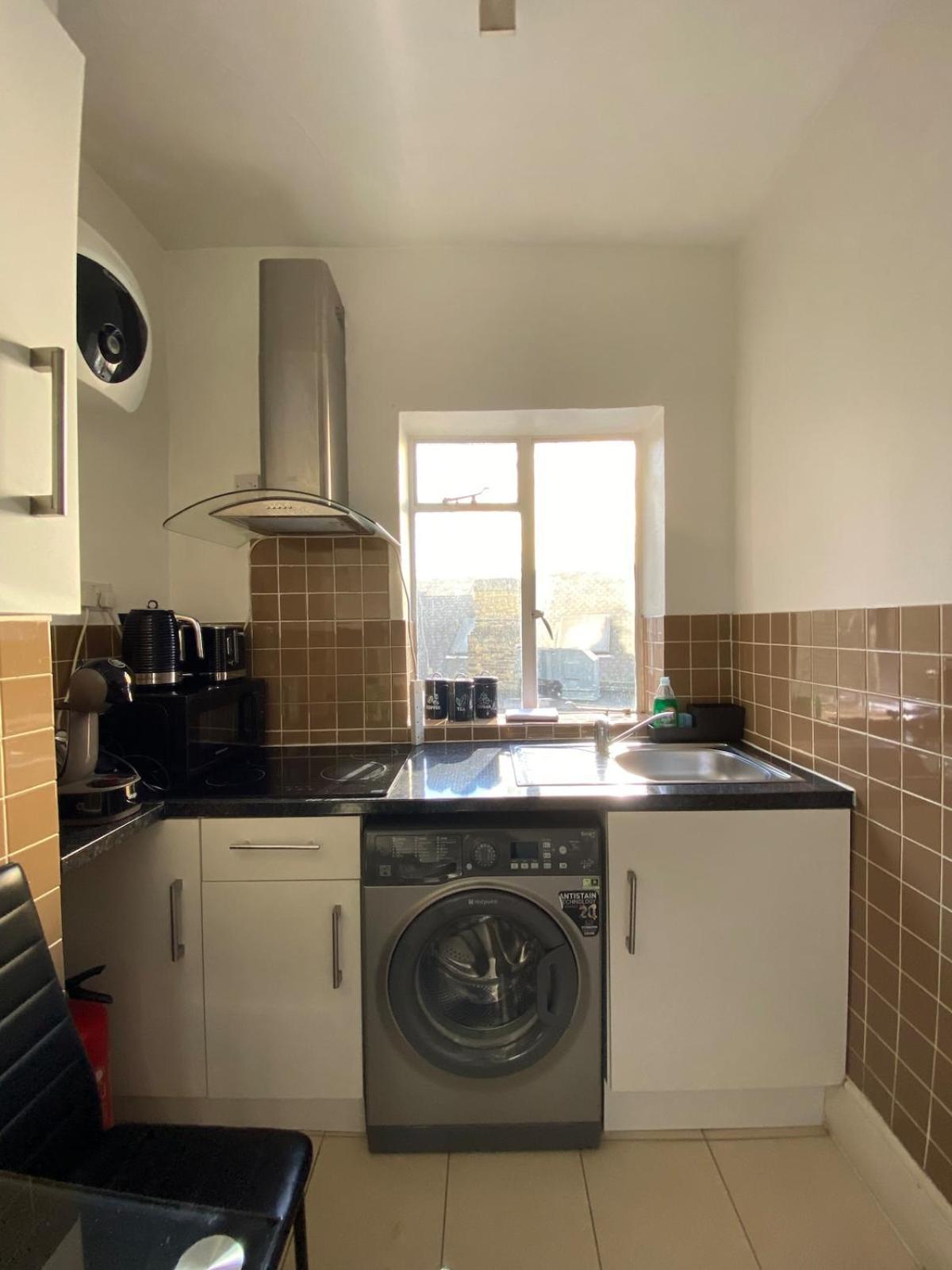 Lovely 2 Bed Flat In Soho! 伦敦 外观 照片